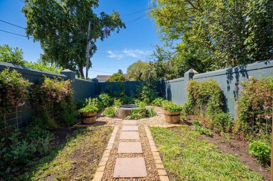 To Let 2 Bedroom Property for Rent in Franschhoek Western Cape